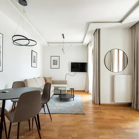 Pokorna Comfort Apartment Varsavia Esterno foto